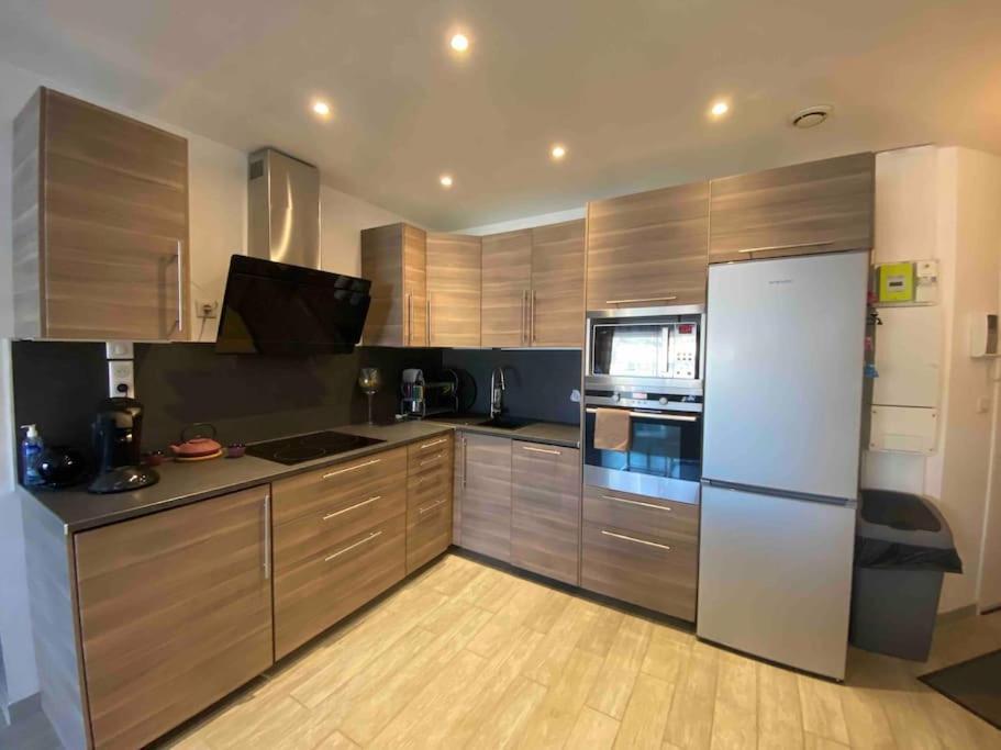 Charmant Appartement T3 Ла-Сьота Экстерьер фото